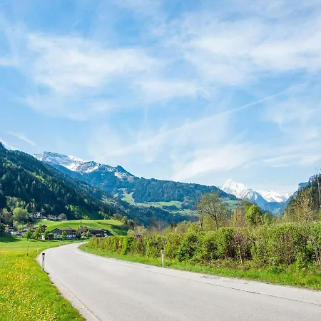 Modern Vacation With A View *