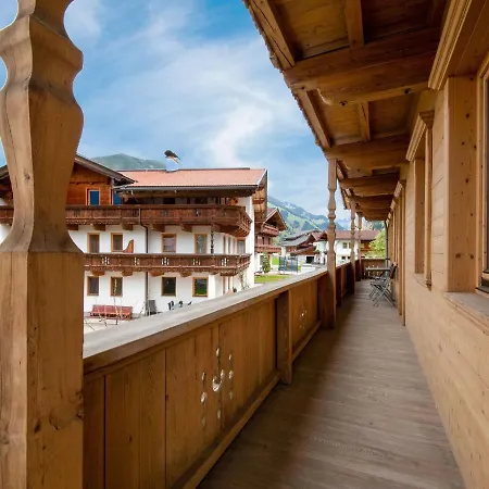 Modern Vacation With A View *