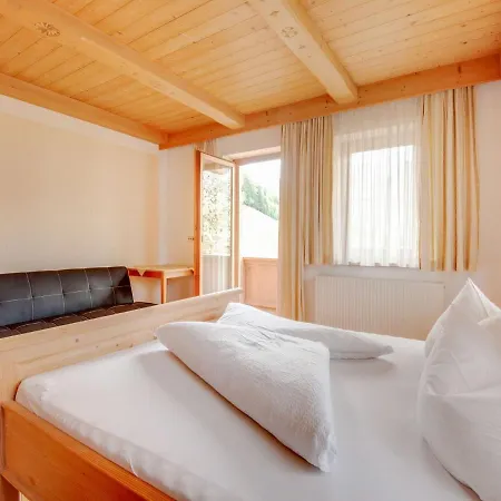 Modern Vacation With A View * Hainzenberg