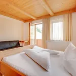 Modern Vacation With A View * Hainzenberg